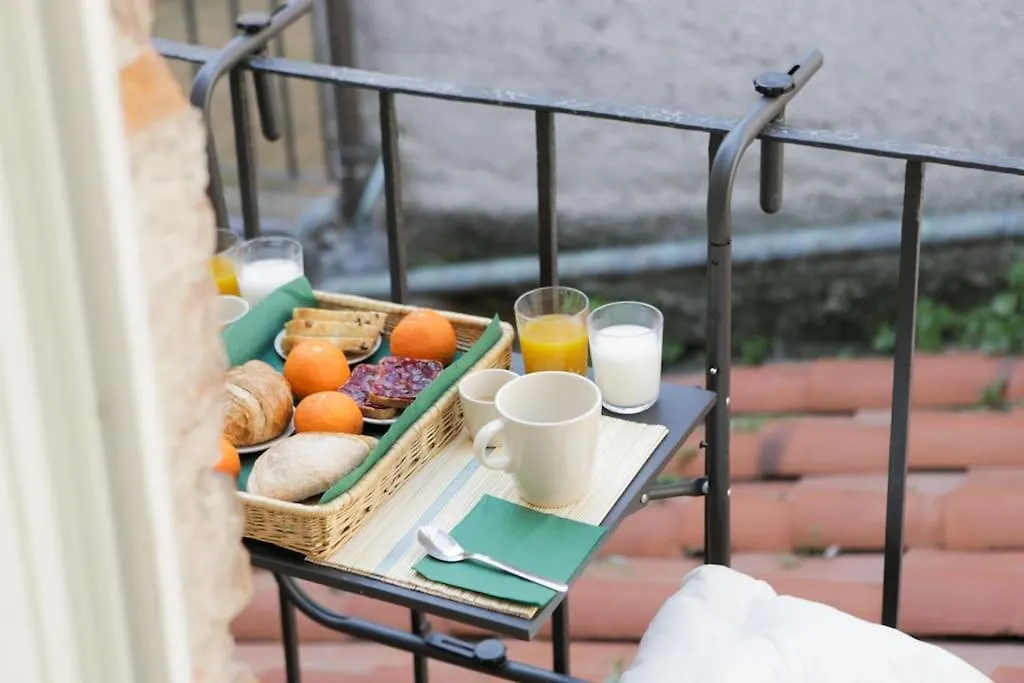 *New Attic*-Lucca Citycenter-Balcony-Netflix Appartamento