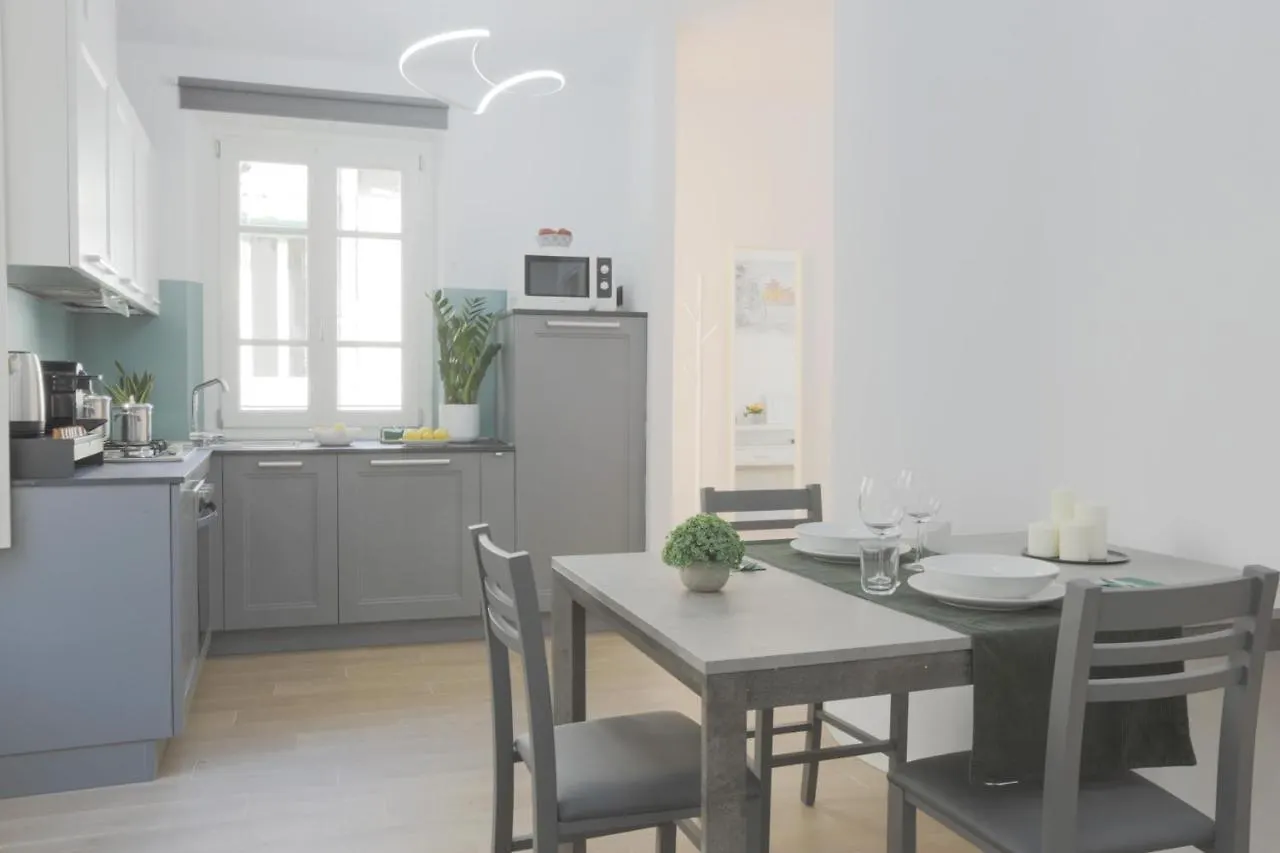 *New Attic*-Lucca Citycenter-Balcony-Netflix Appartamento