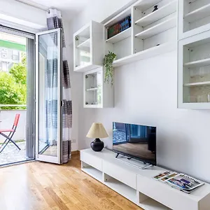  Appartamento Joivy Adorable Flat With Balcony Italia